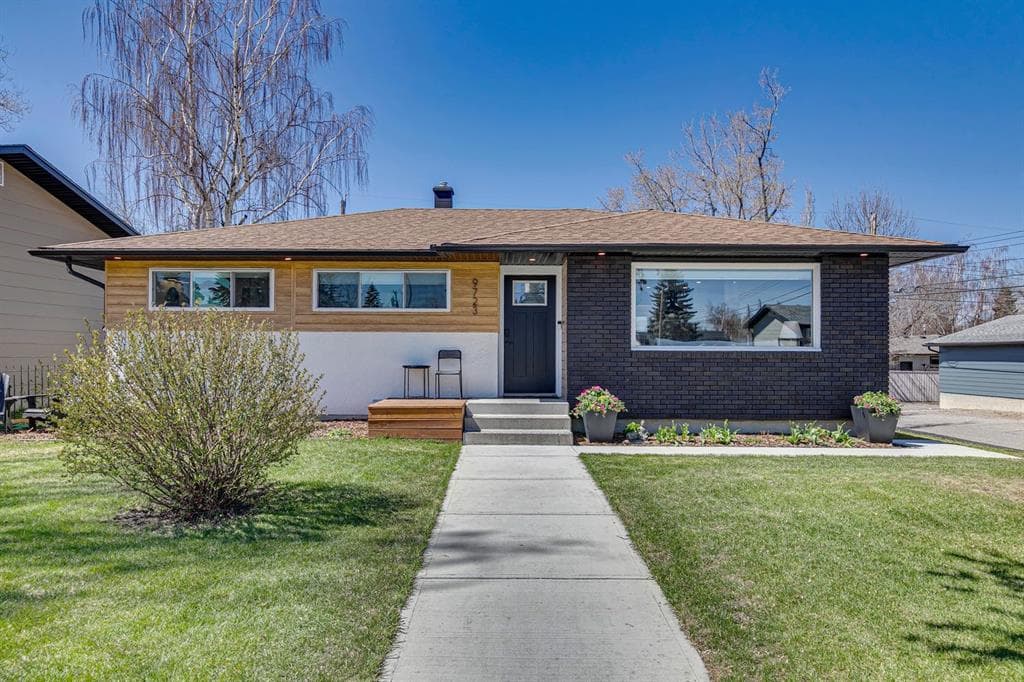 4-bed Detached for sale at 9723 3 Street SE, Calgary