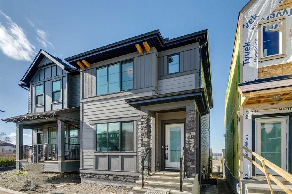 3-bed Detached for sale at 49 Bluerock Hill SW, Calgary