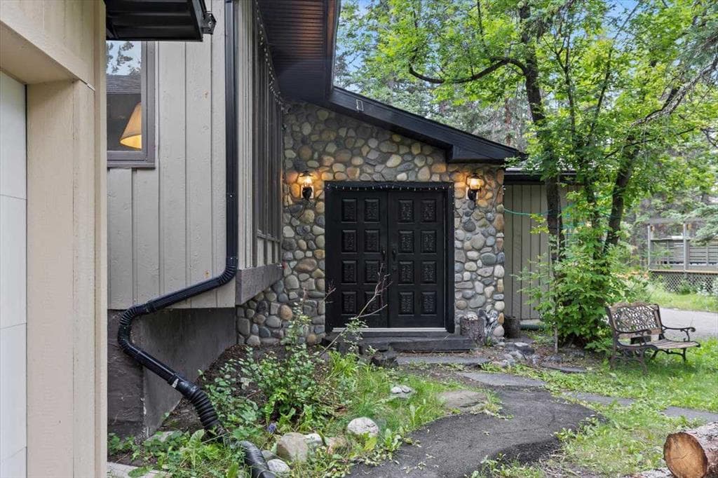 6-bed Detached for sale at 51 Redwood meadows Drive, Rural Rocky View County