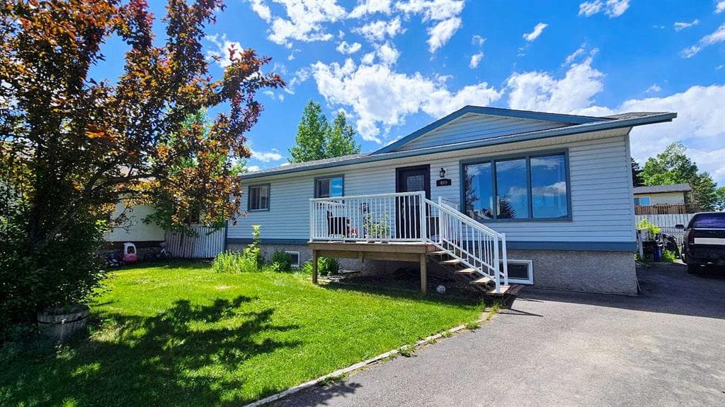 5-bed Detached for sale at 409 400 Southridge Place, Didsbury