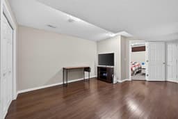 Thumbnail 39
