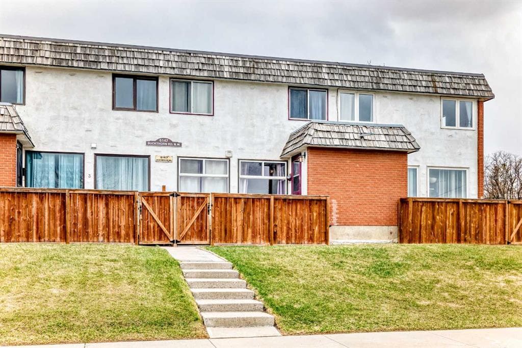 2-bed Townhouse for sale at 2, 6147 Buckthorn Road NW, Calgary