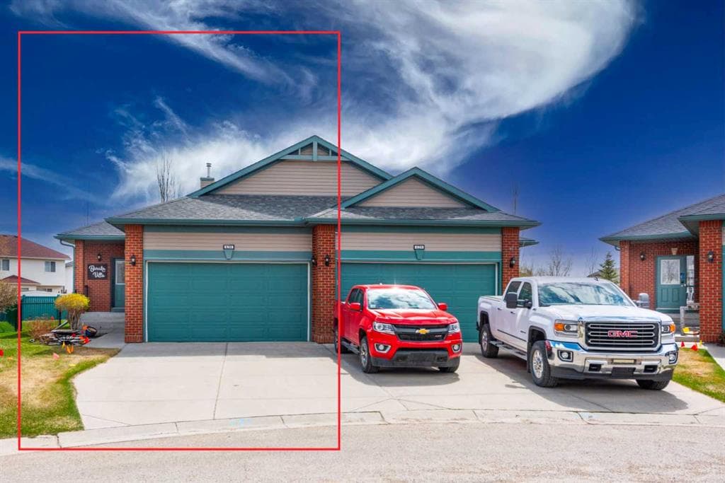 3-bed Semi-detached for sale at 131 Invermere Close, Chestermere