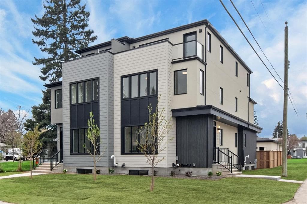 5-bed Semi-detached for sale at 2333 24 Avenue SW, Calgary