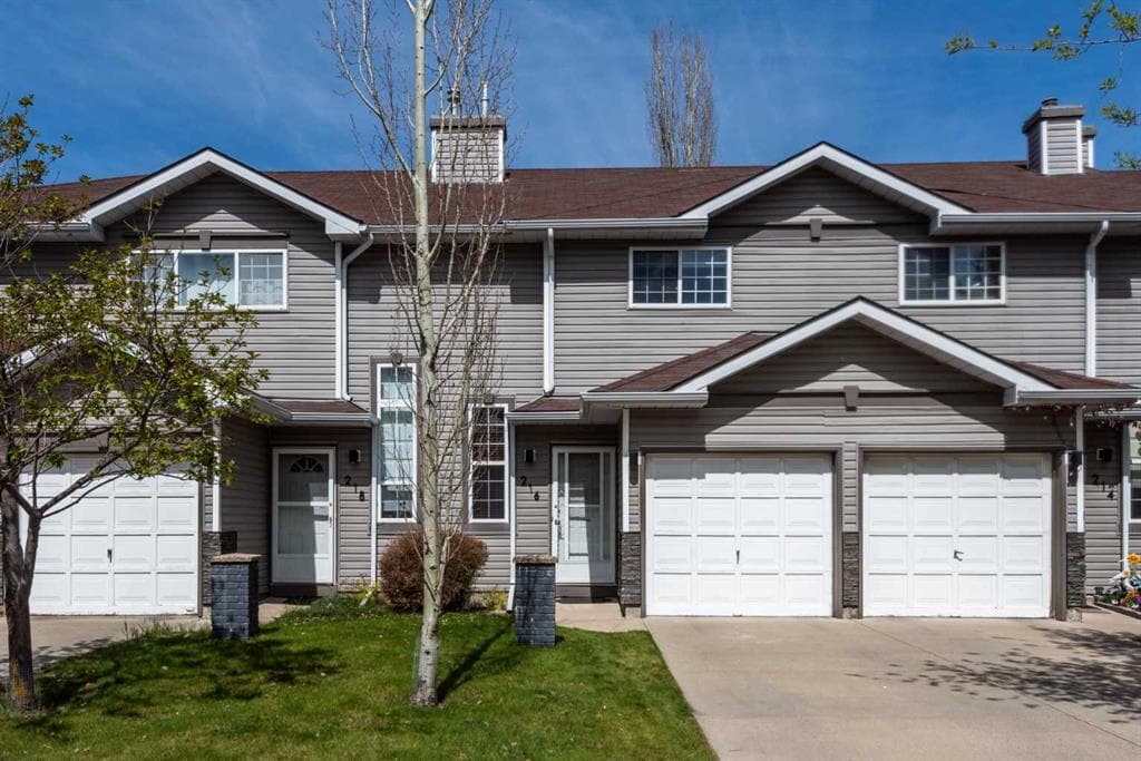 3-bed Townhouse for sale at 216 Shawinigan Drive SW, Calgary
