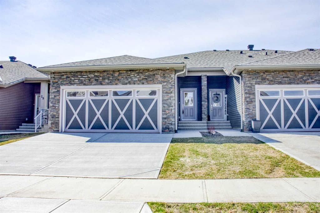 2-bed Townhouse for sale at 31 wolf Crescent, Okotoks