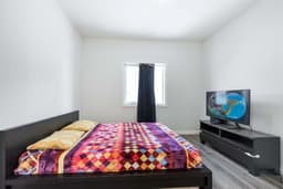 Thumbnail 13