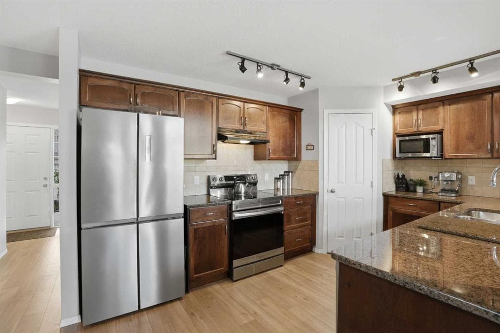 4-bed Detached for sale at 87 Bridlecrest Road SW, Calgary