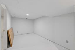 Thumbnail 24