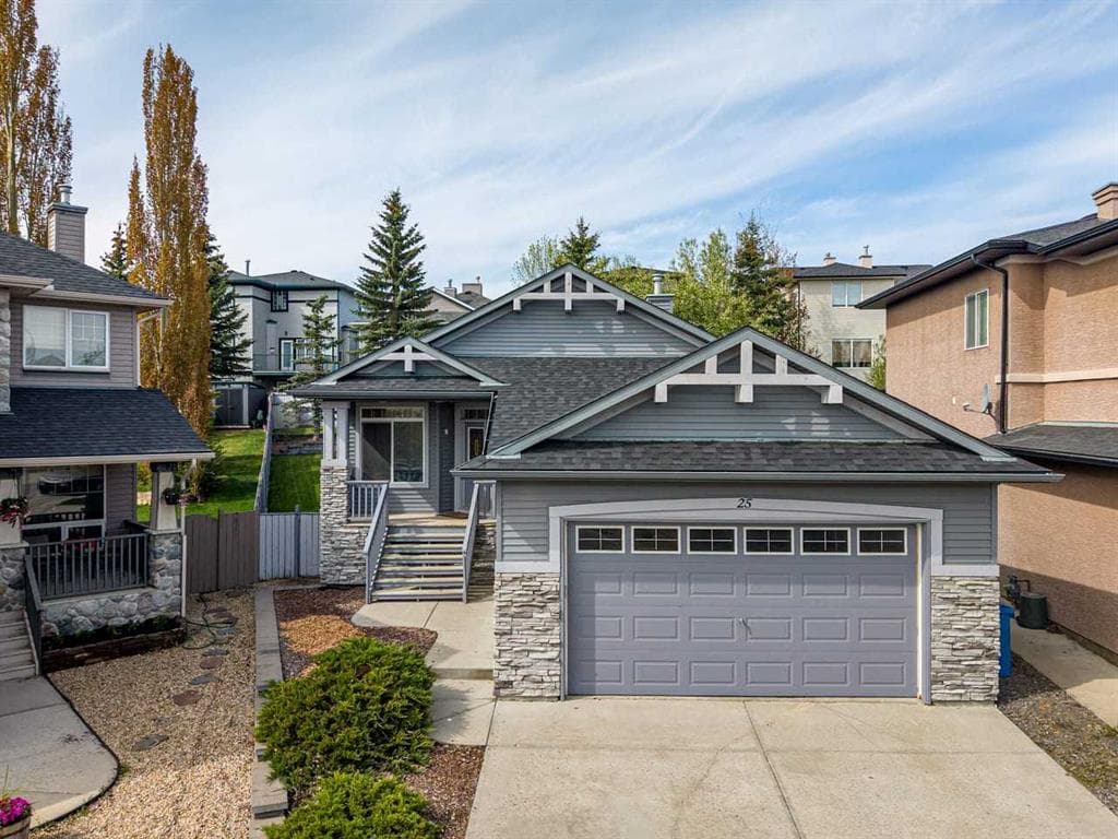 5-bed Detached for sale at 25 Panamount Green NW, Calgary