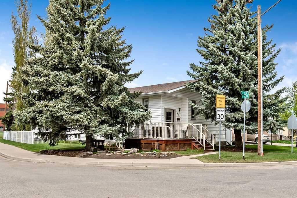 4-bed Detached for sale at 815 3 Street SW, High River