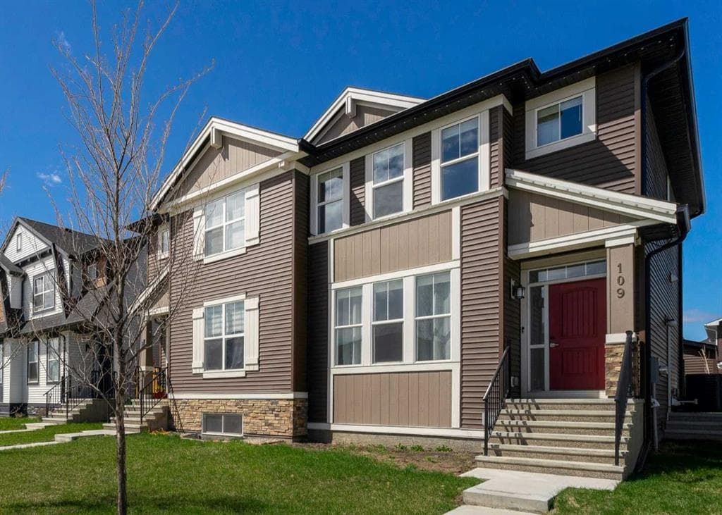 4-bed Semi-detached for sale at 109 Dawson Drive, Chestermere