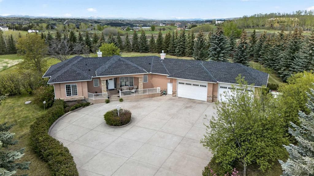 4-bed Detached for sale at 94 Blazer Estates Ridge, Rural Rocky View County
