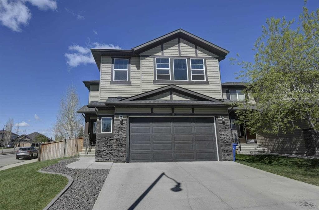 29 Drake Landing Loop — photo 1
