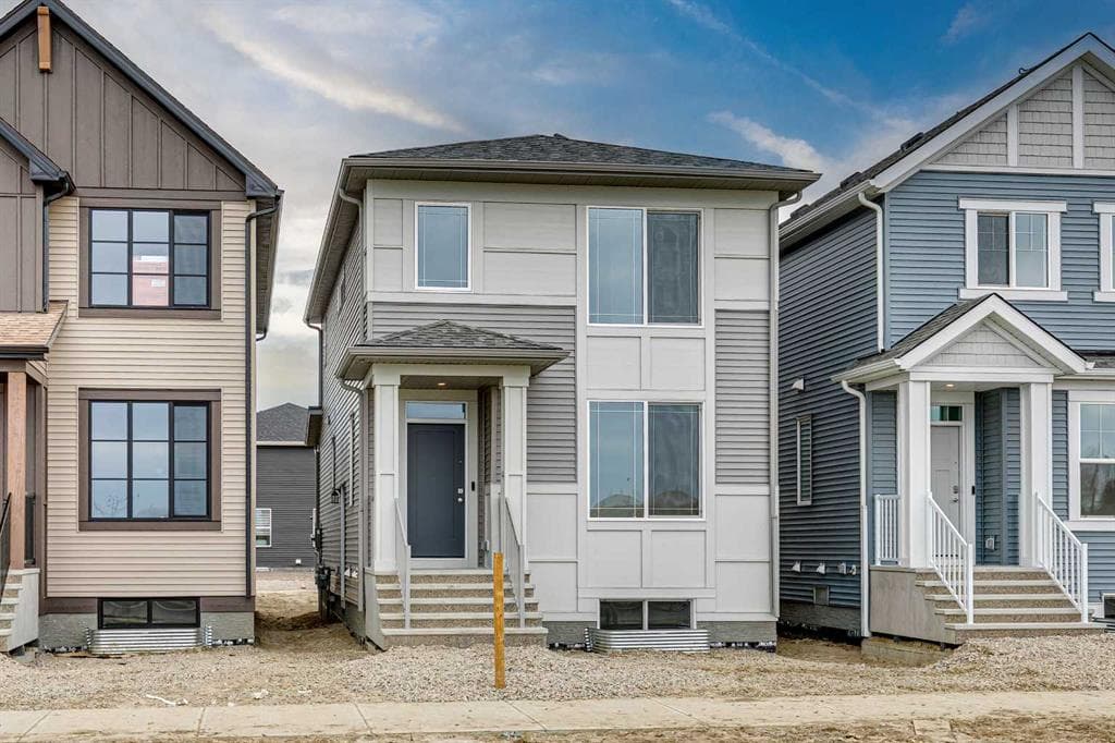 3-bed Detached for sale at 75 Hotchkiss Way SE, Calgary