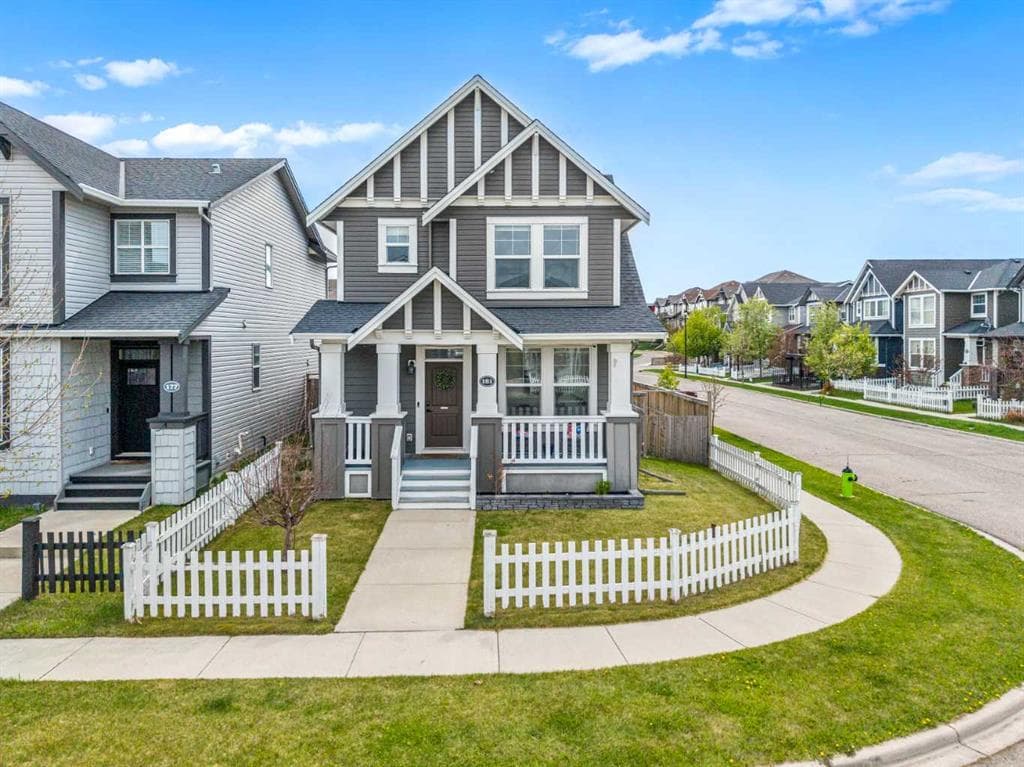 3-bed Detached for sale at 181 Williamstown Close NW, Airdrie