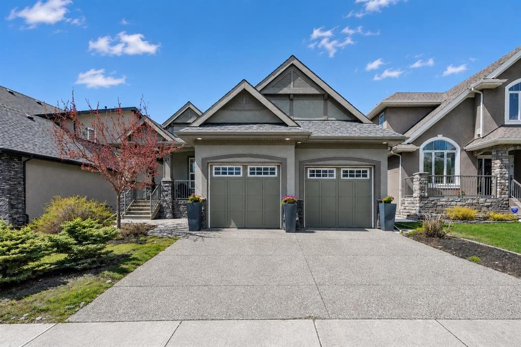 3-bed Detached for sale at 21 Rockford Road NW, Calgary
