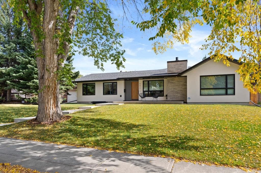 6432 Laurentian Way SW — photo 1