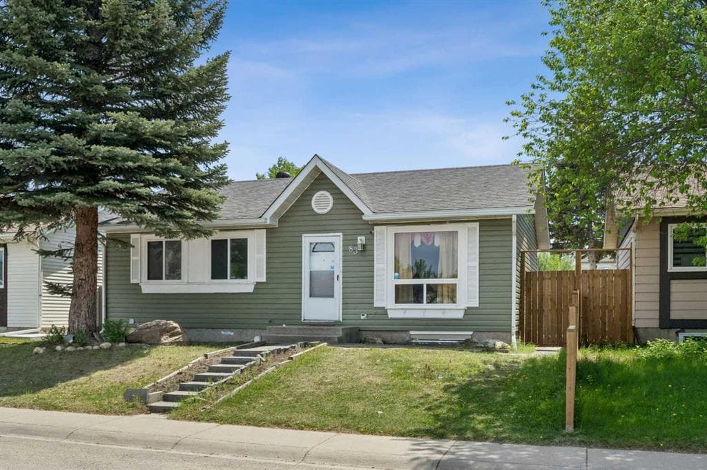 4-bed Detached for sale at 83 Appletree Close SE, Calgary