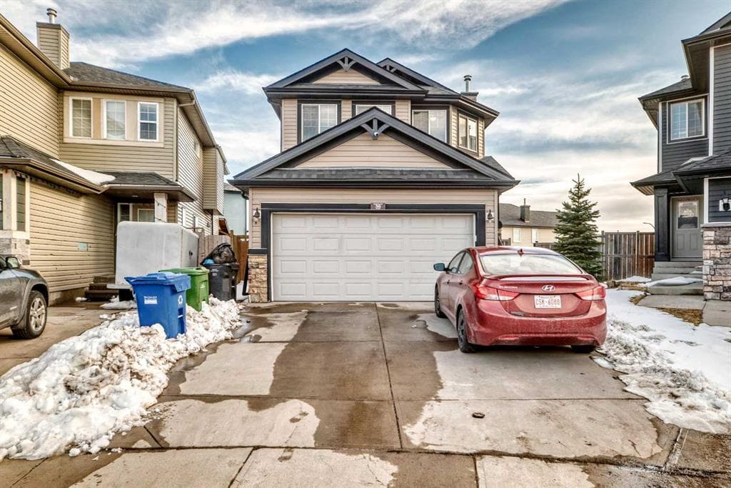 36 Saddleland Court NE — photo 1