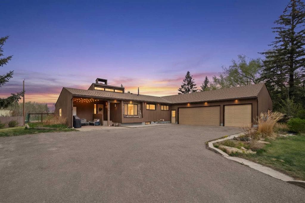 5-bed Detached for sale at 71 Prairie Schooner Estates, Rural Rocky View County