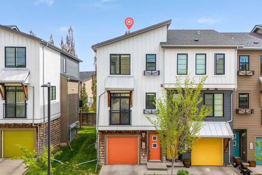 3-bed Townhouse for sale at 134 Walden Circle SE, Calgary