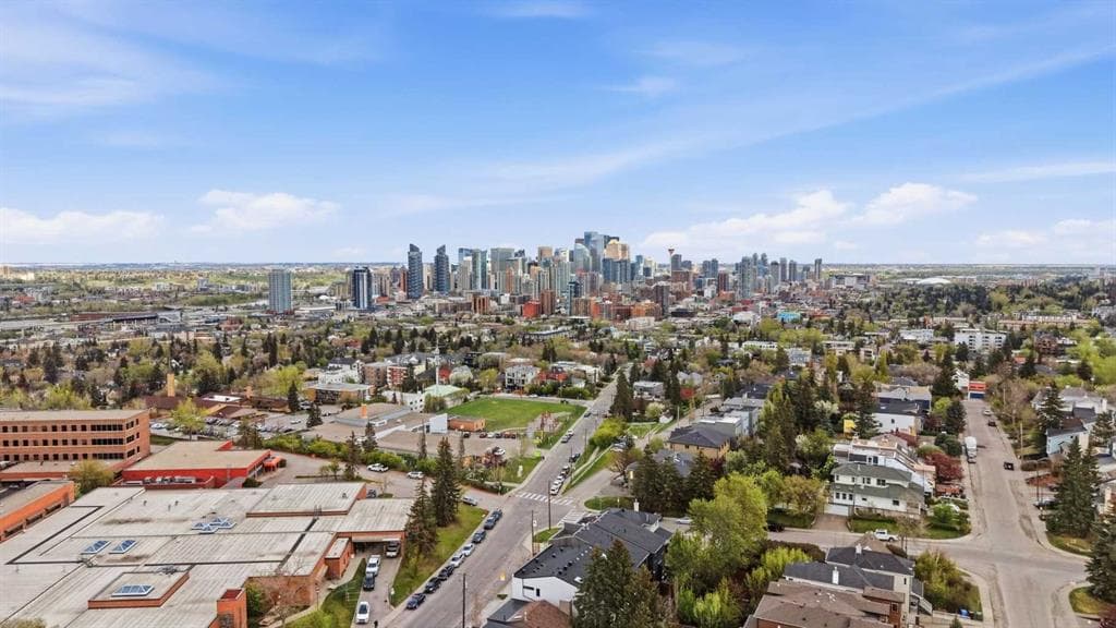 3-bed Semi-detached for sale at 2109 20 Avenue SW, Calgary