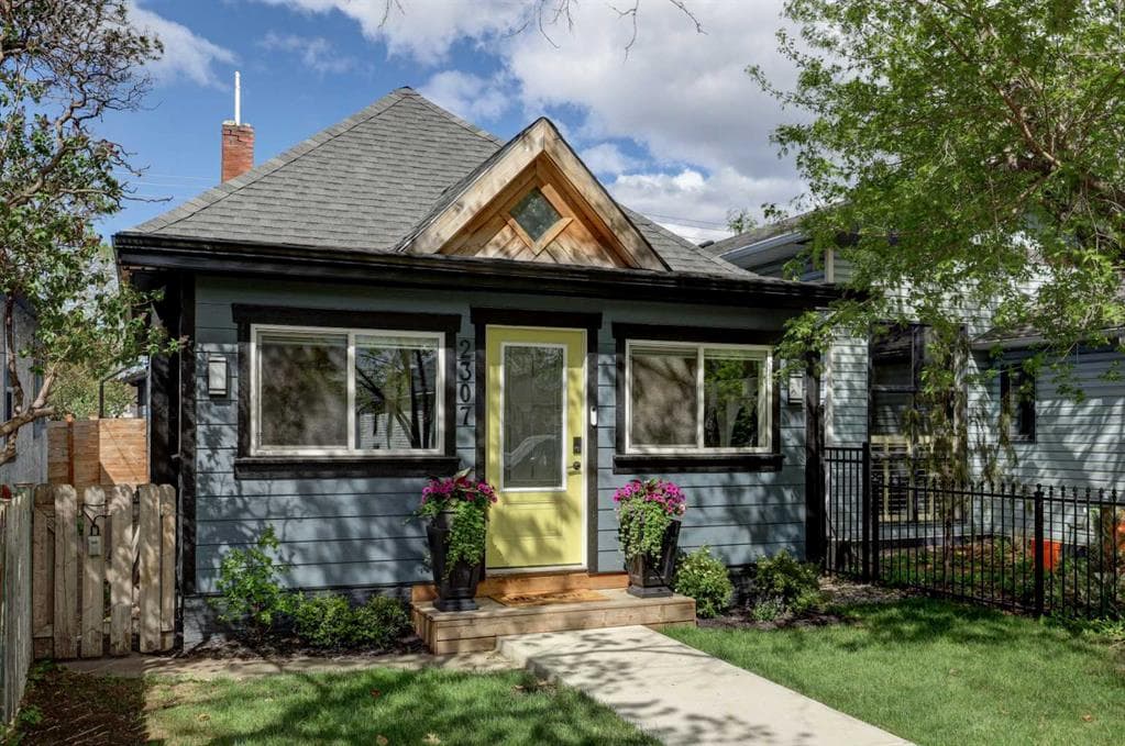 2307 15A Street SE — photo 1