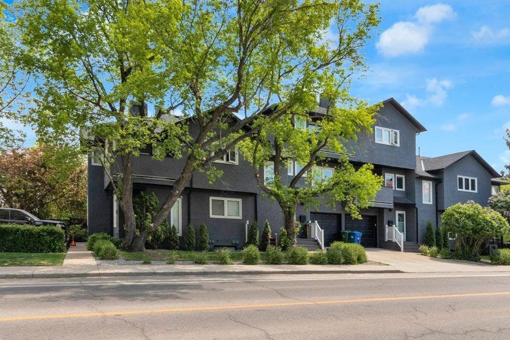 2-bed Townhouse for sale at 3528 20 Street SW, Calgary