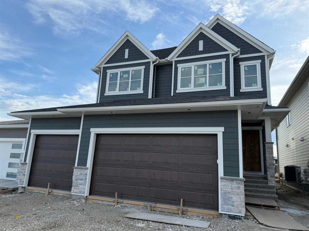 4-bed Detached for sale at 52 Crimson Ridge Heights NW, Calgary