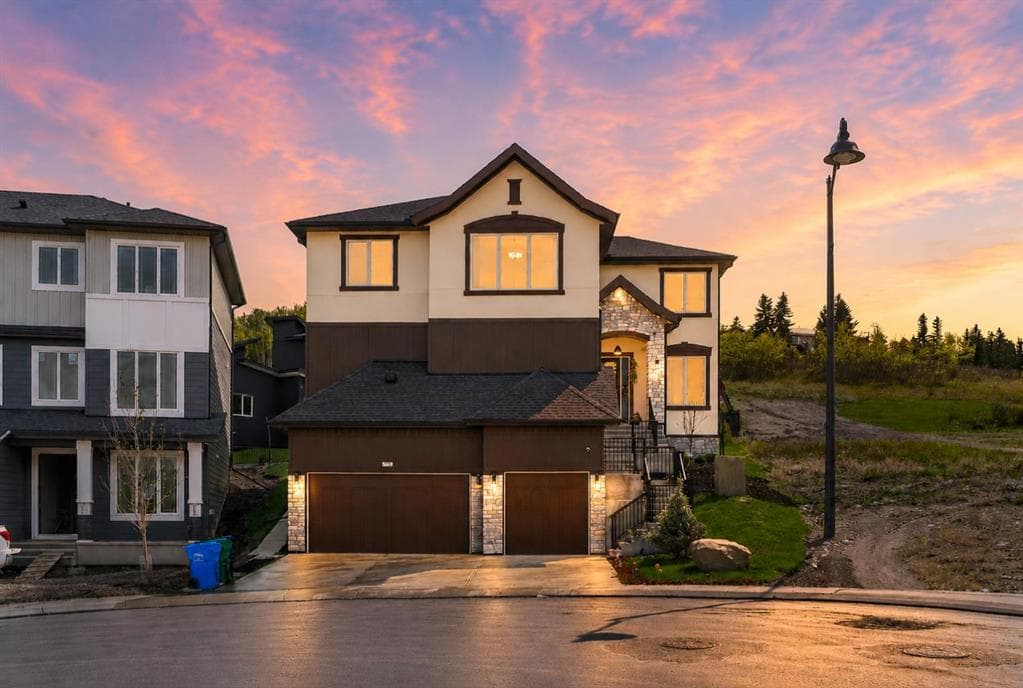 5-bed Detached for sale at 148 Crestridge Terrace SW, Calgary