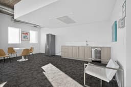 Thumbnail 30