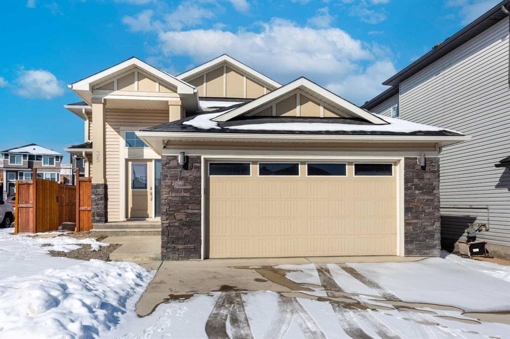 4-bed Detached for sale at 35 Sherview Grove NW, Calgary