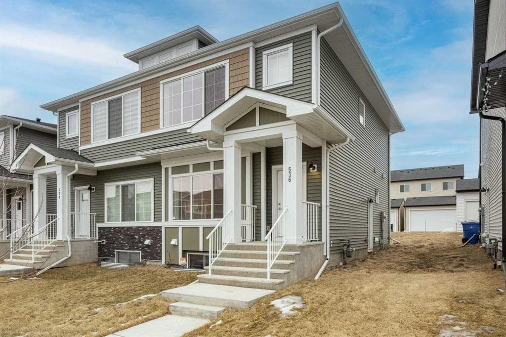 3-bed Semi-detached for sale at 536 Chelsea Gardens, Chestermere