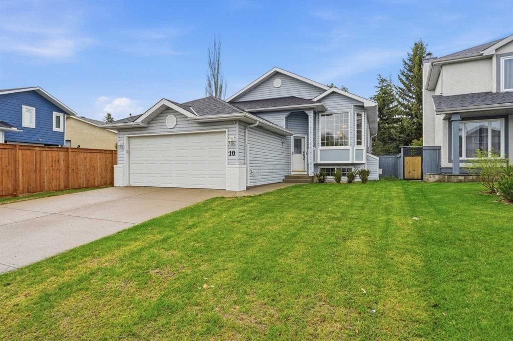 4-bed Detached for sale at 10 Shawbrooke Rise SW, Calgary
