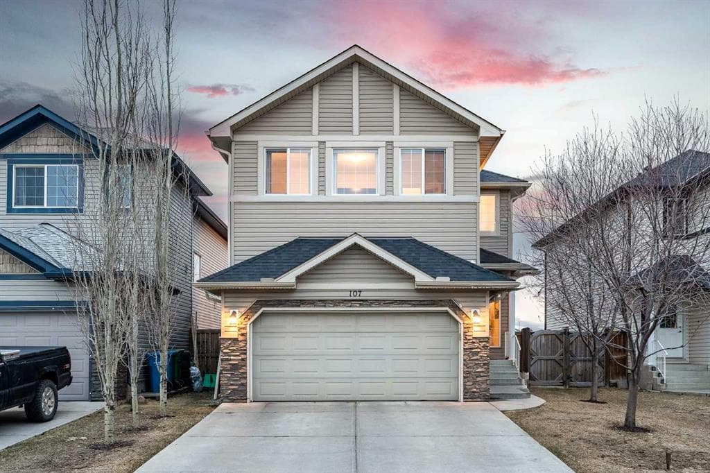 107 Everwoods Park SW — photo 1