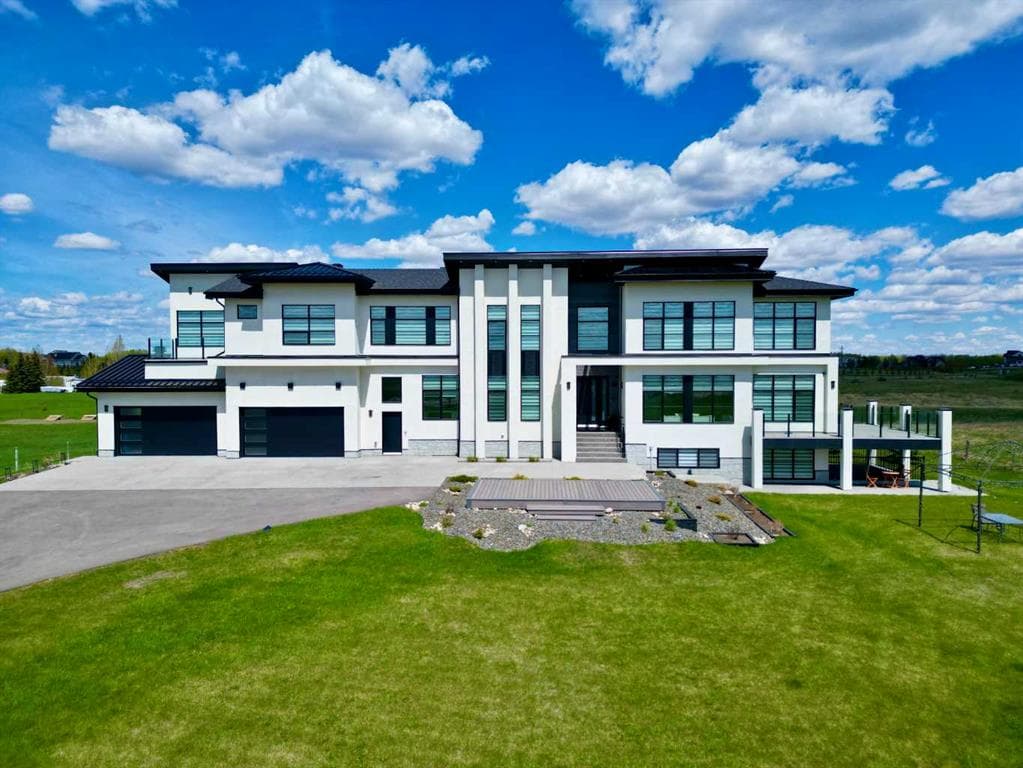 5-bed Detached for sale at 33190 Glendale Road, Rural Rocky View County