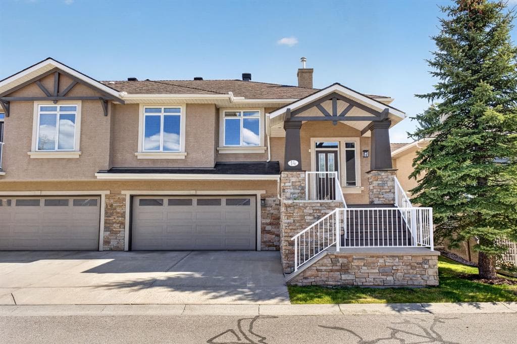 2-bed Townhouse for sale at 14 Discovery Woods Villas SW, Calgary