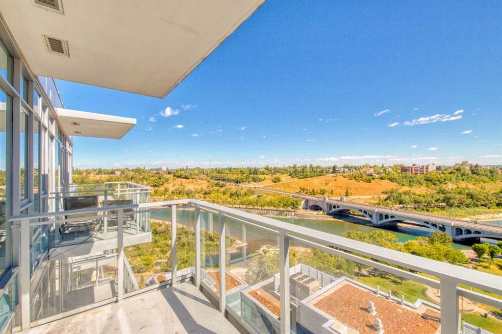 1-bed Apartment for sale at 1604, 108 Waterfront Court SW, Calgary