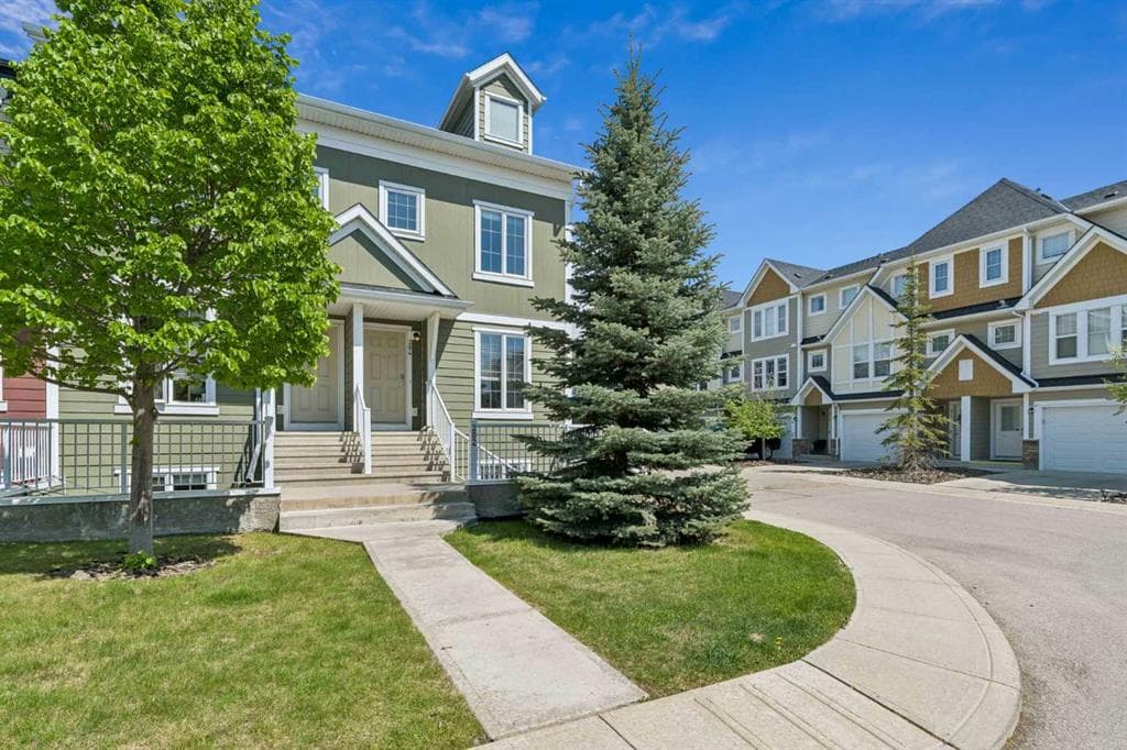 2-bed Townhouse for sale at 202 Auburn Bay Circle SE, Calgary