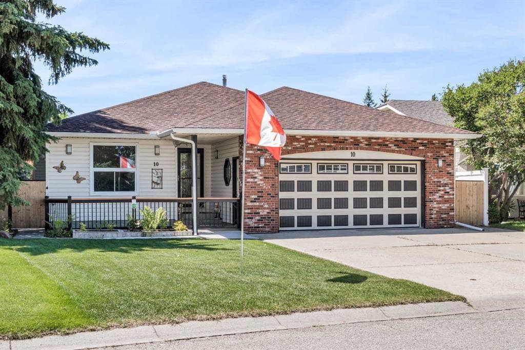 4-bed Detached for sale at 10 Downey Green, Okotoks