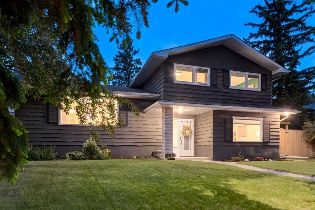 7319 Keewatin Street SW — photo 1