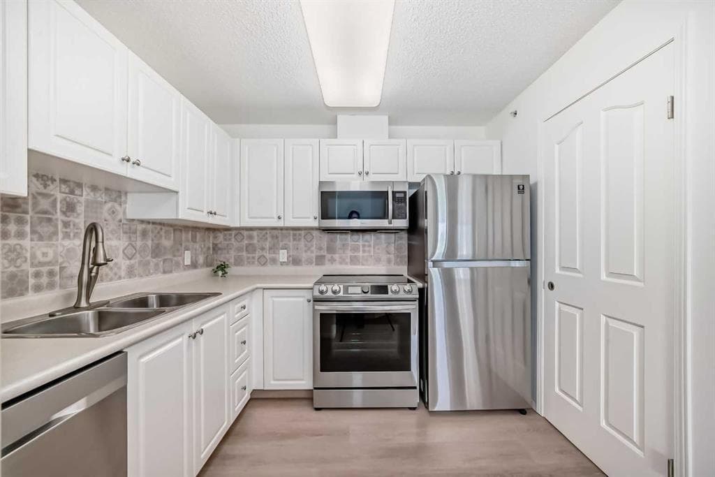 2-bed Apartment for sale at 412, 5000 Somervale Court SW, Calgary
