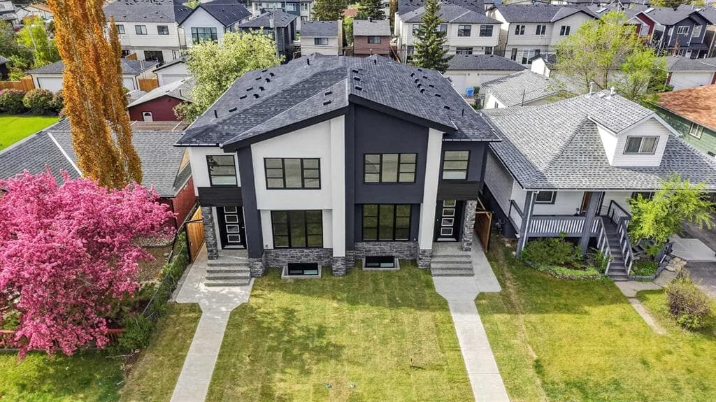 5-bed Semi-detached for sale at 8519 48 Avenue NW, Calgary
