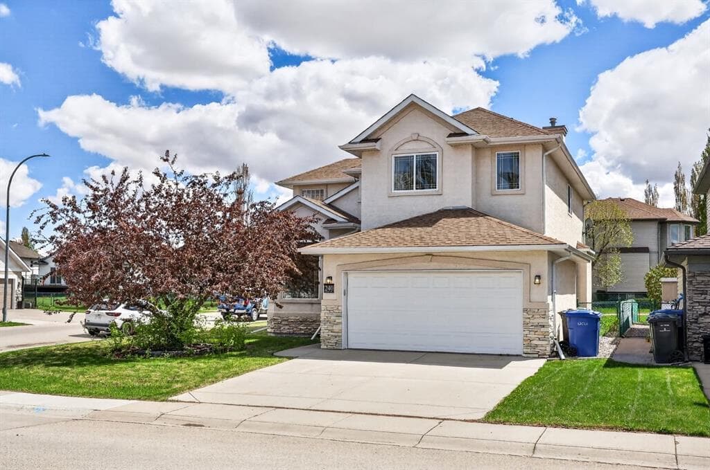 3-bed Detached for sale at 240 Cove Drive, Chestermere