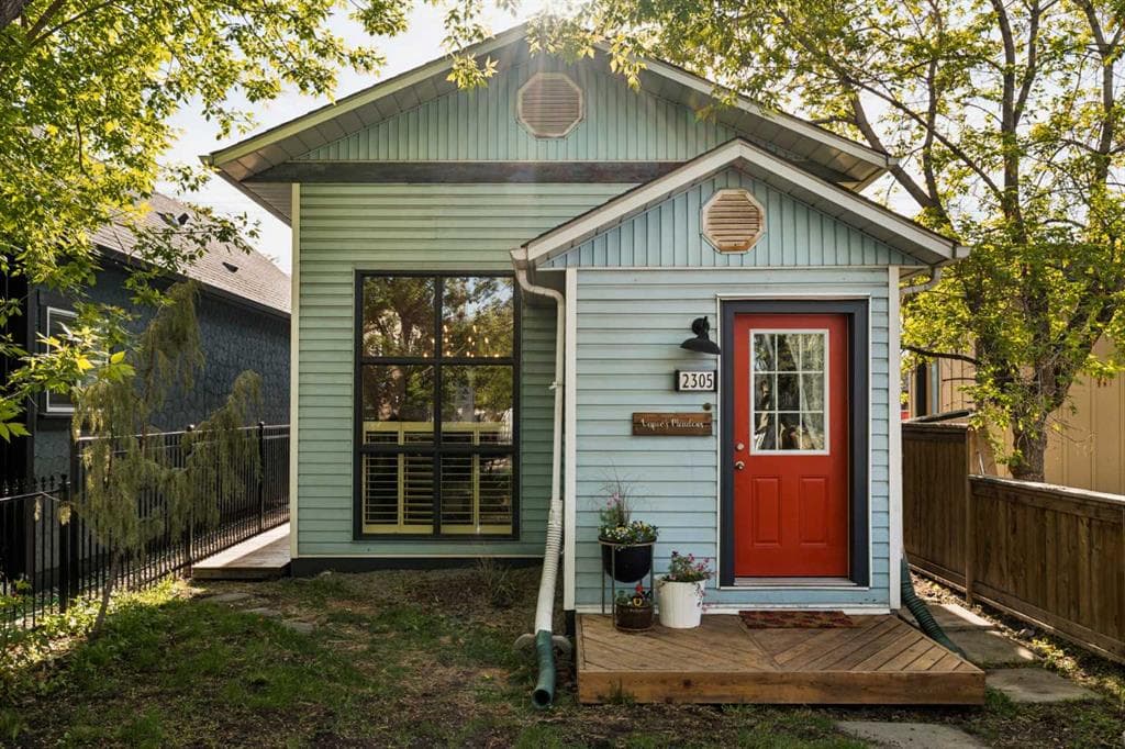 2-bed Detached for sale at 2305 15A Street SE, Calgary