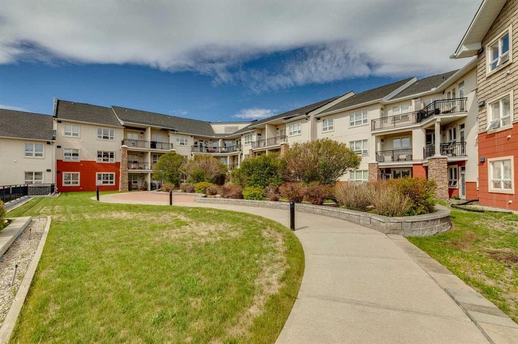 1-bed Apartment for sale at 337, 26 Val Gardena View SW, Calgary