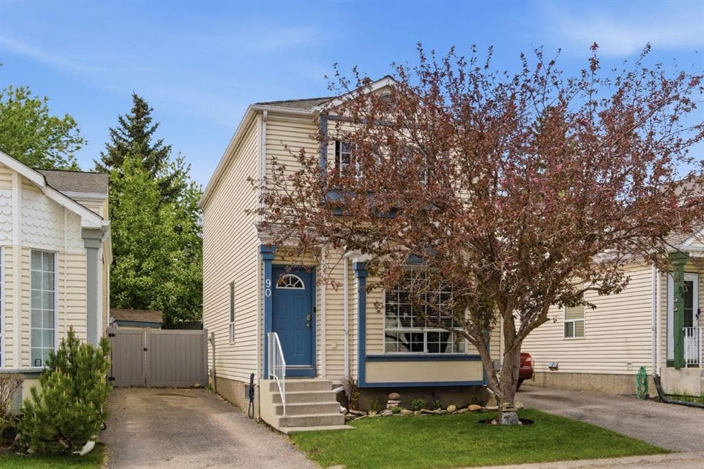 3-bed Detached for sale at 90 Coventry Lane NE, Calgary