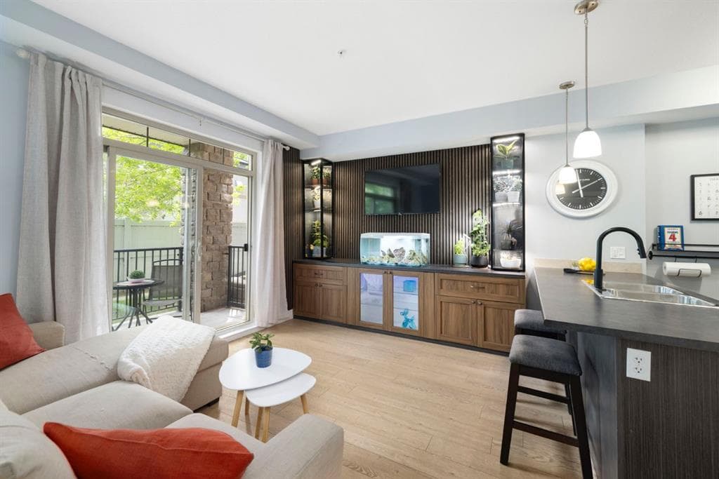 2-bed Apartment for sale at 107, 117 Copperpond Common SE, Calgary