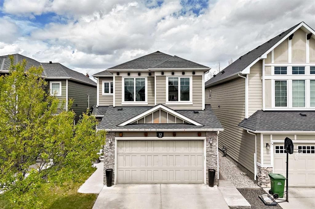 4-bed Detached for sale at 32 Westmore Place SW, Calgary